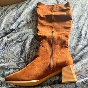 Women knee high boots size 11